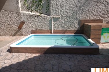 Ch&aacute;cara &agrave; venda - 473m&sup2; - Jardim Estancia Brasil