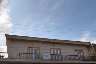 Casa para alugar - CENTRO