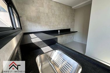 Casa &agrave; venda - 623m&sup2; - Condominio Porto Atibaia
