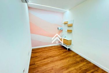 Sal&atilde;o Comercial para alugar - 200m&sup2; - Vila Thais