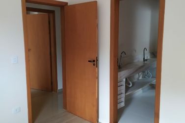 Casa &agrave; venda - 140m&sup2; - CONDOM&Iacute;NIO ATIBAIA PARK I