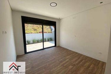 Casa &agrave; venda - 300m&sup2; - Condom&iacute;nio Shambala III