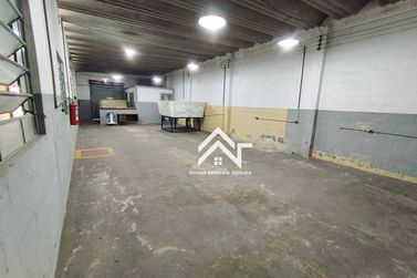 Sal&atilde;o Comercial para alugar - 250m&sup2; - Recreio Estoril