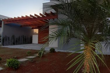 Casa &agrave; venda - 140m&sup2; - CONDOM&Iacute;NIO ATIBAIA PARK I