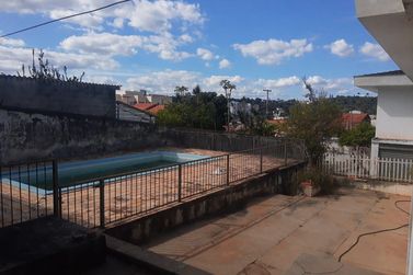 Casa &agrave; venda - ATIBAIA JARDIM