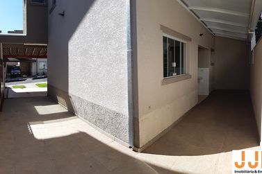 Casa &agrave; venda - 101m&sup2; - Jardim Estancia Brasil