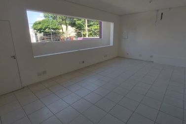 Sala Comercial para alugar - 75m&sup2; - CENTRO