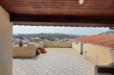 Casa &agrave; venda - 300m&sup2; - Alvin&oacute;polis
