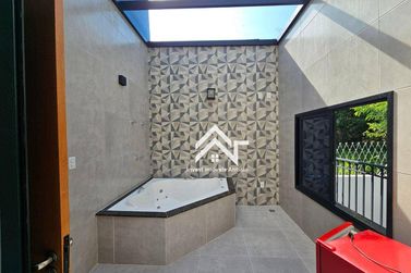 Casa &agrave; venda - 234m&sup2; - Loteamento Parque Residencial Serras de Atibaia II