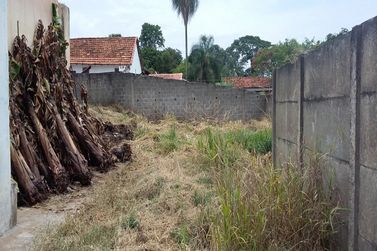 Terreno &agrave; venda - 430m&sup2; - Vila Rica