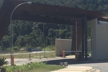 Terreno &agrave; venda - 525m&sup2; - Nova Gard&ecirc;nia