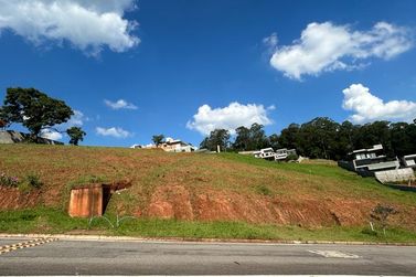 Terreno &agrave; venda - 600m&sup2; - Condominio Quintas da Boa Vista
