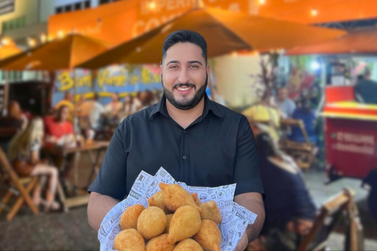 Estabelecimento de Bady pagar&aacute; mil reais para quem comer coxinha de 1kg sozinho