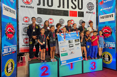 Circuito Interior de Jiu Jitsu: alunos de Bady trazem dez medalhas para a cidade