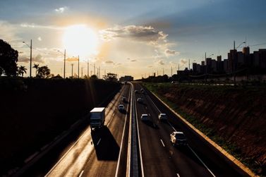 Carnaval: BR-153 em SP deve receber 178 mil ve&iacute;culos; PRF refor&ccedil;a fiscaliza&ccedil;&atilde;o