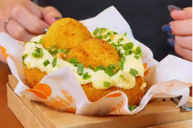Ovo de coxinha vira op&ccedil;&atilde;o de P&aacute;scoa em Bady Bassitt e regi&atilde;o