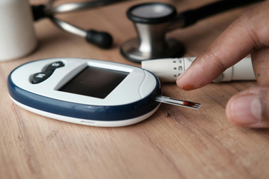 Bady Bassitt compra 450 mil fitas para testes de glicemia na rede p&uacute;blica