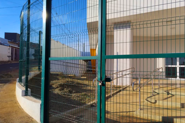 C&acirc;mara de Bady libera R$ 82 mil para quadra de escola ainda n&atilde;o inaugurada no Tangar&aacute;