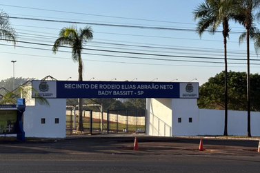 Decreto estabelece fiscaliza&ccedil;&atilde;o e restri&ccedil;&otilde;es para ambulantes no Junin&atilde;o Rodeio Show