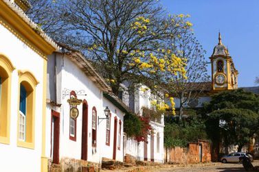 Minas Gerais lidera crescimento do turismo no Brasil e fatura R$ 34 bilhões.