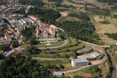 IF Sudeste MG Barbacena realiza venda p&uacute;blica de su&iacute;nos excedentes