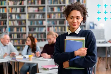 Mais de 230 mil universit&aacute;rios mineiros t&ecirc;m d&iacute;vidas com faculdades