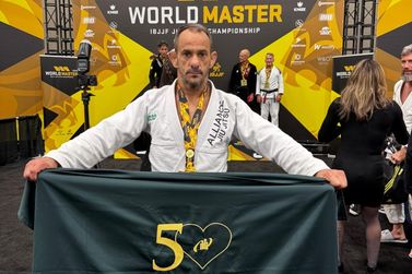 Barbacenense Cleito Soares conquista t&iacute;tulo mundial de Jiu-Jitsu em Las Vegas