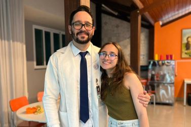 Dr. Delton Mendes lan&ccedil;a terceiro livro em Barbacena no dia 14