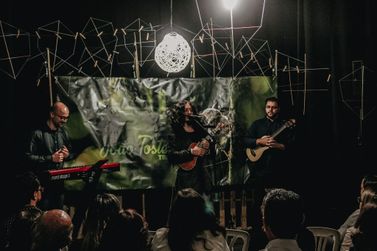 Jo&atilde;o Tostes lan&ccedil;a &aacute;lbum ao vivo gravado na Casa da Cultura de Barbacena
