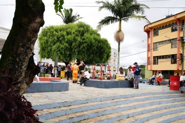 Pra&ccedil;a Prudente de Moraes &eacute; reestruturada no bairro do Campo