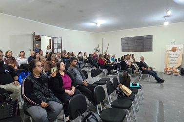 Biblioteca Municipal promove noite com escritores em Barbacena