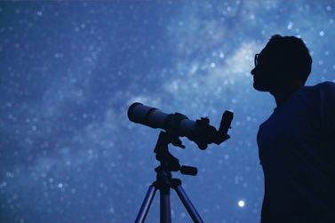 Barbacena ter&aacute; observa&ccedil;&atilde;o da Lua com telesc&oacute;pios em atividade gratuita nesta quarta