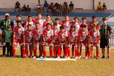 Barbosa garante tr&ecirc;s categorias nas semifinais do Regional Ol&eacute; Sports 2025