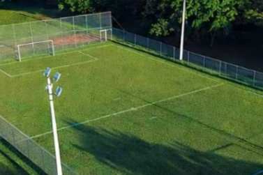 Prefeitura inaugura mini-campo esportivo em novo espa&ccedil;o comunit&aacute;rio