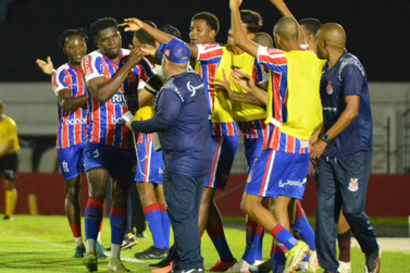 Penapolense tem duelo decisivo contra Barretos nesta quarta (25)