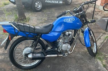 Pol&iacute;cia Militar prende homem por adultera&ccedil;&atilde;o de ve&iacute;culo em Avanhandava