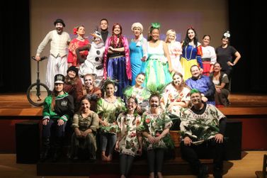 FourC apresenta pe&ccedil;a bil&iacute;ngue de Frozen nesta sexta-feira (27) 