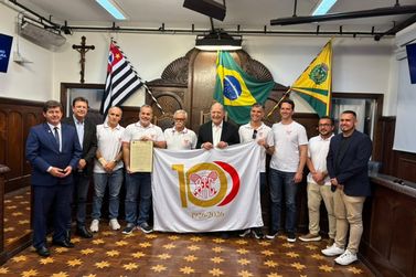 C&acirc;mara de Bauru homenageia o Bauru T&ecirc;nis Clube pelo centen&aacute;rio de funda&ccedil;&atilde;o