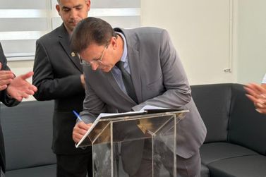 D&aacute;rio Dud&aacute;rio (PSD) &eacute; reempossado no cargo de vereador