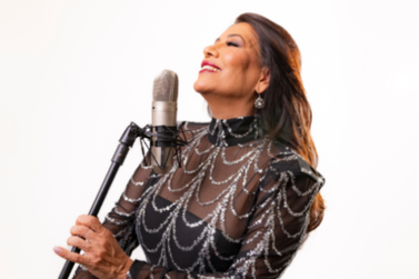 Denise Amaral ministra atividade sobre interpreta&ccedil;&atilde;o musical no Sesc Bauru