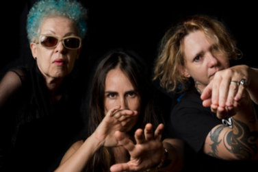 Mercen&aacute;rias comemora 40 anos do &aacute;lbum Cad&ecirc; as Armas? em show no Sesc Bauru