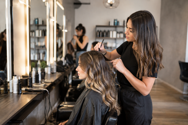 Neg&oacute;cios da beleza de Agudos recebem capacita&ccedil;&atilde;o gratuita e miss&atilde;o &agrave; Beauty Fair