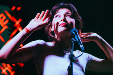 Salma J&ocirc; apresenta show de carreira solo no Sesc Bauru no dia 7 de setembro