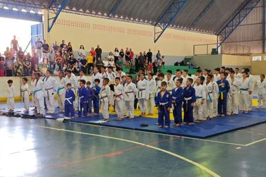 Bauru re&uacute;ne mais de 80 crian&ccedil;as e adolescentes no 1&ordm; Festival de Jud&ocirc; Jovens de Ouro