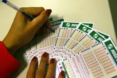 Mega-Sena acumula para R$ 112 milh&otilde;es; confira os n&uacute;meros sorteados