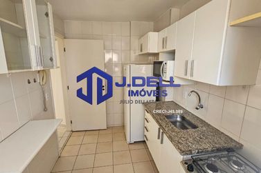 Apartamento &agrave; venda - 60m&sup2; - Infante Dom Henrique