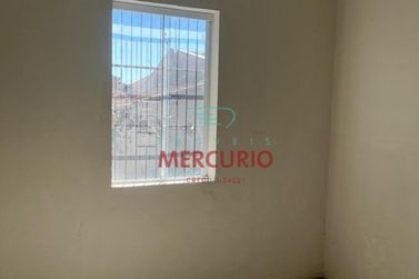 Casa &agrave; venda - 400m&sup2; - Centro