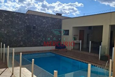 Casa &agrave; venda - 616m&sup2; - Jardim Santana