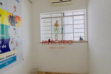Sobrado &agrave; venda - 514m&sup2; - Centro