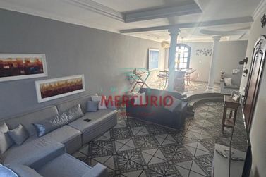 Sobrado &agrave; venda - 370m&sup2; - Vila Monlevade